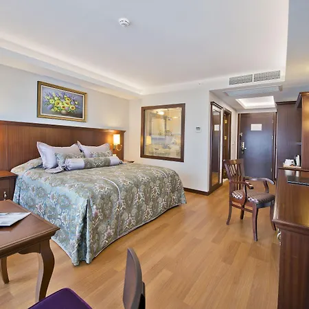 بوتيك برايم 4* أنطاليا